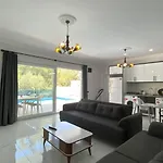 İslamlar 2 Bedroom Secluded With Private Pool