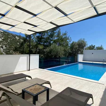 İslamlar 2 Bedroom Secluded With Private Pool ヴィラ カルカン